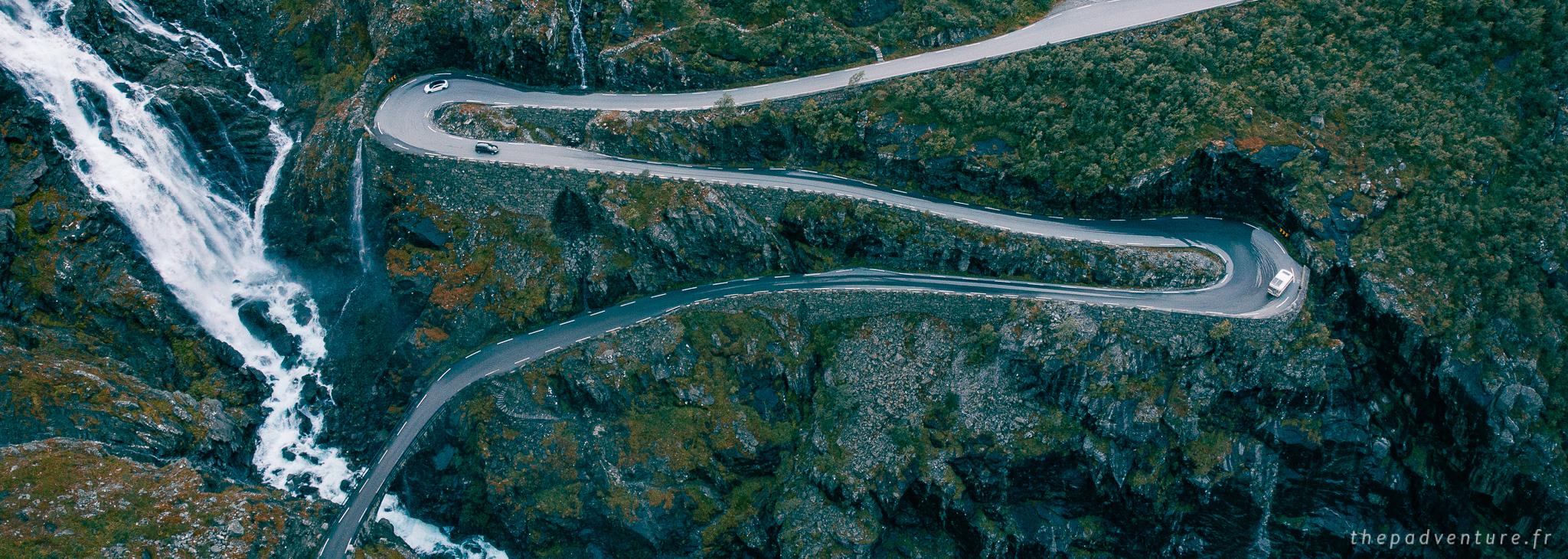 Vue aérienne de Trollstigen en Norvège, route mythique