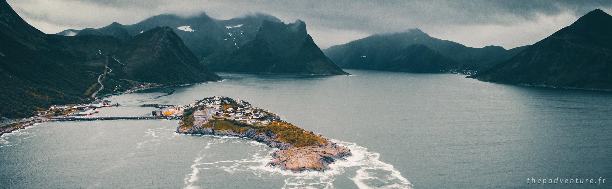 La presqu'île d'Husoy dans le nord de la norvege