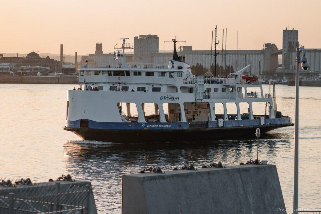 Traversier Vieux Québec Levis Quai paquet